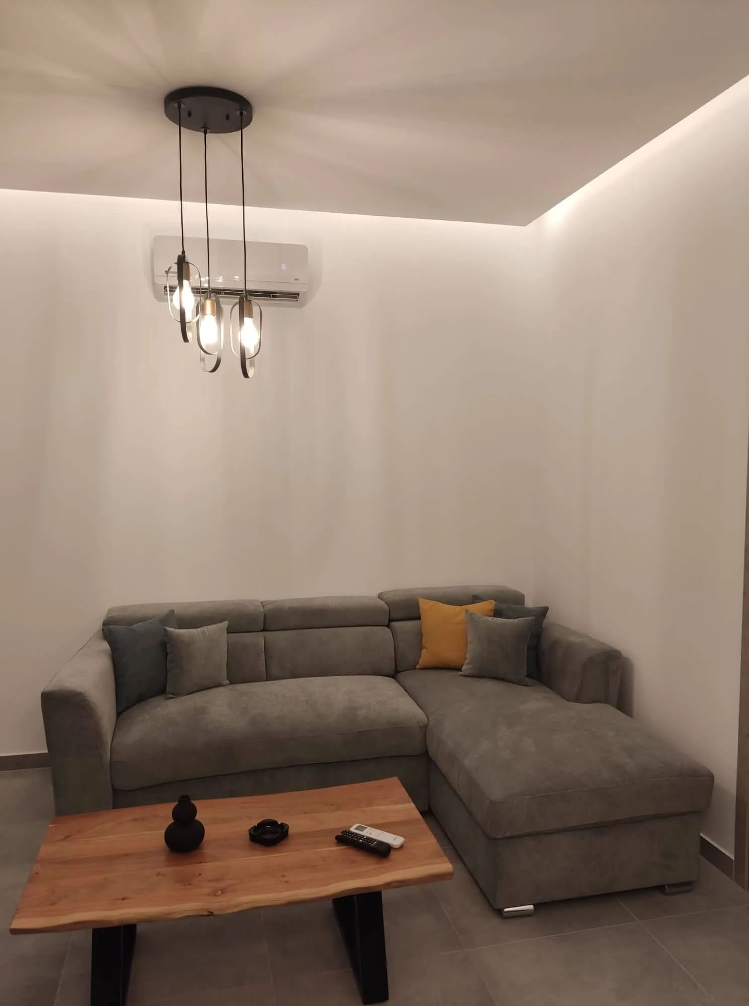 Two-Bedroom Apartment Photo 3